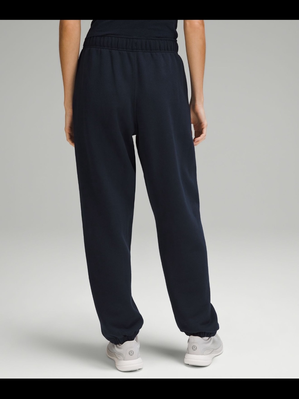 Worn Once! Lululemon Oversized Mid-Rise Scuba Jogger - True Navy, XS - Picture 3 of 14
